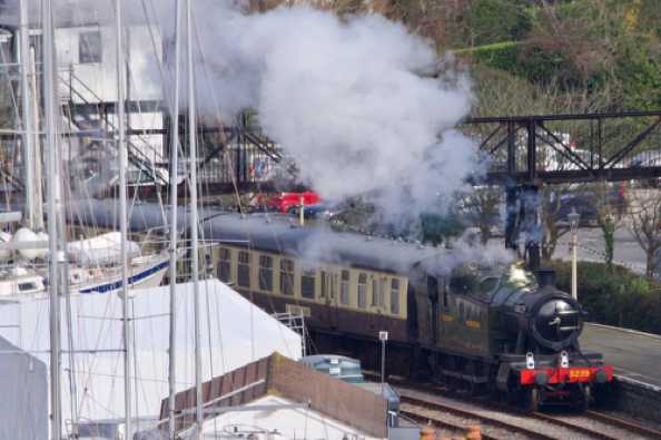 12 February 2021 - 12-50-09
No sign of passengers. Masked or otherwise.
-----------------------
Dartmouth railway Goliath (loco 5239)